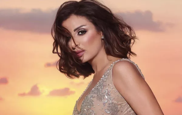 شاهد هدية أنغام للأمهات .. كليب "ودوني عند أمي" من بطولة ابنيها