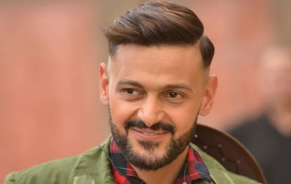 تحذير رامز جلال من اسم برنامجه الجديد "رامز مريض نفسي"