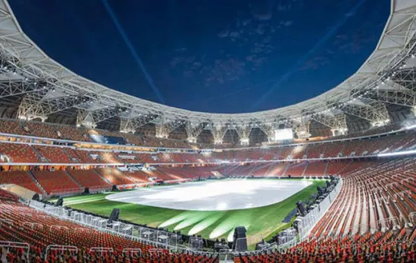 السماح بحضور الجماهير المحصّنين للمباريات الرياضية