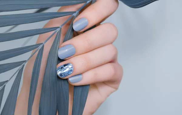 موديلات مناكير عصرية موضة ربيع وصيف 2021