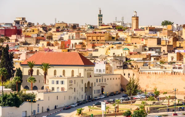 روعة العمارة الإسلامية في مكناس المغربية