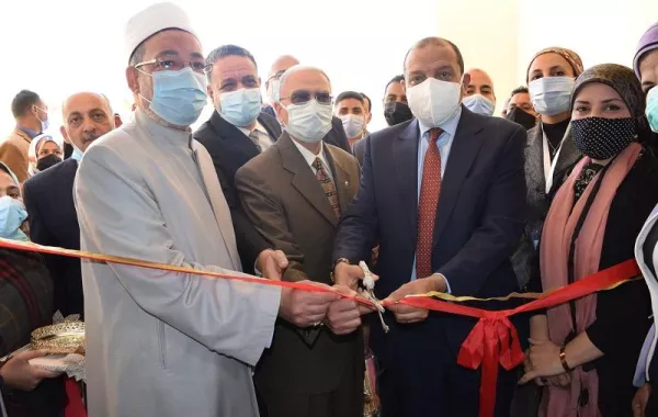 افتتاح فعاليات المعرض الفني للموهوبين في جامعة بني سويف