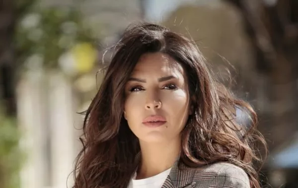 أمل  بوشوشة تهدد باسم ياخور فماذا قالت له؟ 