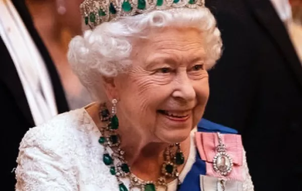 تراجع شعبية هاري وميغان لأدنى مستوى وارتفاع شعبية تشارلز وآن وإدوارد والملكة الأولى للأبد