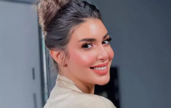 شاهد.. إطلالة ياسمين صبري في حفل زفاف علي الجميل بالجونة تحبس الأنفاس