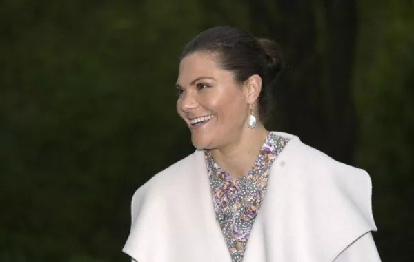 ولية عهد السويد الأميرة "فيكتوريا" تحضر اجتماعا في متحف نورديسكا