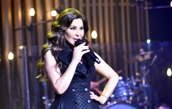 إليسا تبوح بأسرارها في «أغاني من حياتي» على الـMBC 