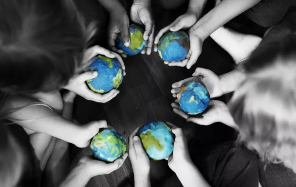 كيف تجعلين الحياة حلوة في قلوب الأطفال؟