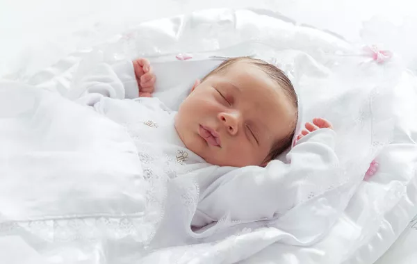 5 أخطاء ترتكبها الأم مع الطفل حديث الولادة