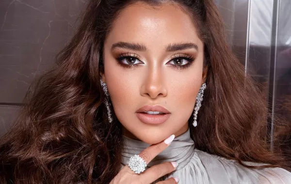 موديلات مجوهرات مُرصّعة بالألماس من وحي بلقيس