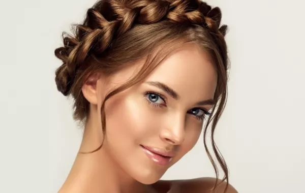 أسباب زيادة افراز الدهون في الوجه وطرق علاجها