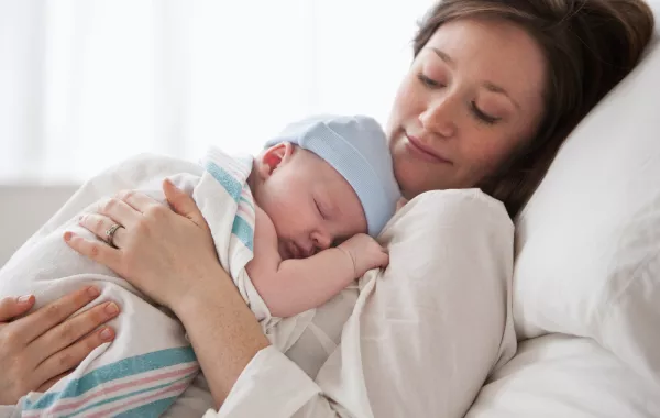 لماذا لا يُفضل الولادة في الشهر الثامن؟ 