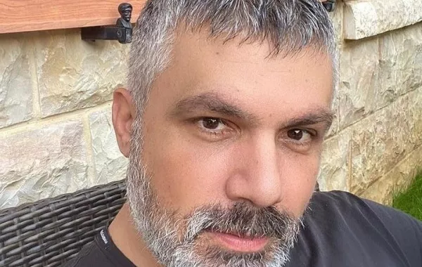 إليسا تبارك لـ فارس كرم مولودته والأخير يرد: بحبك  