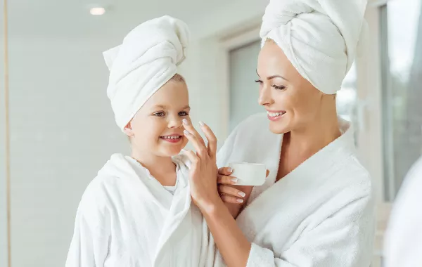 كيفية اختيار منتجات العناية الشخصية بالأطفال