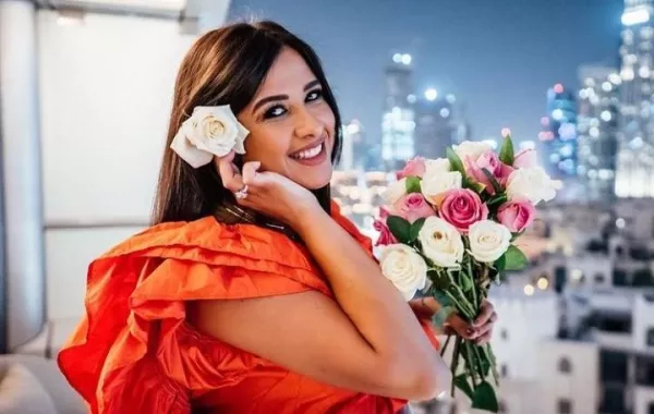 ياسمين عبد العزيز تحصل على الإقامة الذهبية في الإمارات