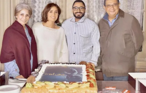 حساب غير موثق لبسمة بوسيل يتنبأ بطلاق حلا شيحة بعد أزمتها مع تامر حسني