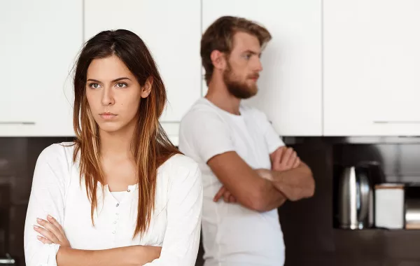 أسباب الجفاف العاطفي بين الزوجين