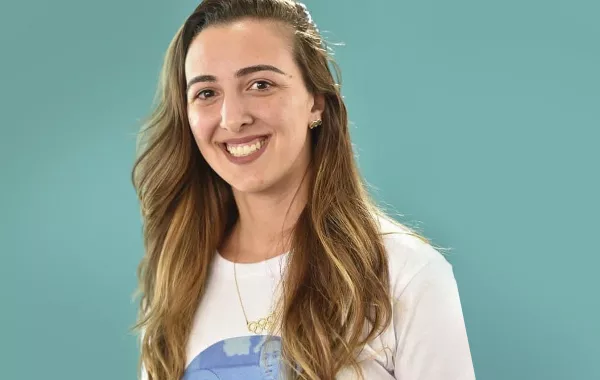 اللاعبة هادية حسني أول برلمانية تشارك في محفل رياضي دولي بخوضها مباريات أولمبياد طوكيو