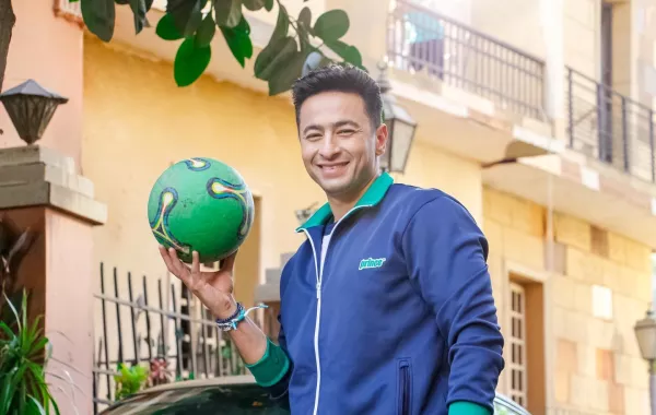 أم أحمد تكسر حاجز المليون بعد أيام من طرحها
