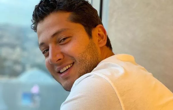 أنس طيارة يعاني في "سنوات الحب والرحيل" والرومانسية لا تغيب عن العمل