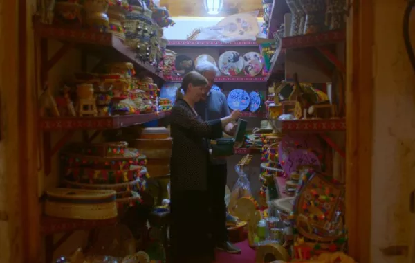 سوق الليل تاريخ يمتد إلى مئات السنين