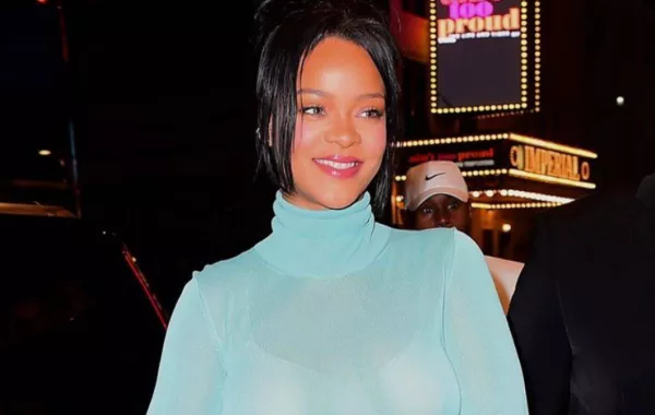 النجمة العالمية ريهانا - الصورة من حسابها في انستغرام