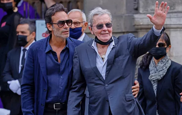 آلان ديلون - الصورة من موقع Protothema