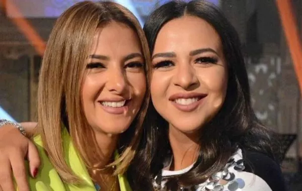 إيمي ودنيا سمير غانم - الصورة من حساب دنيا على انستغرام