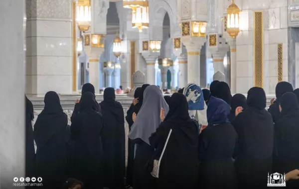(90) مصلًى للنساء داخل المسجد الحرام وساحاته في العشر الأواخر