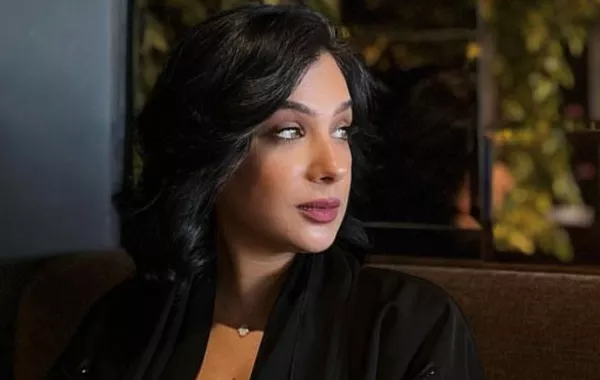 منى الزدجالي- الصورة من حسابها على الانستغرام