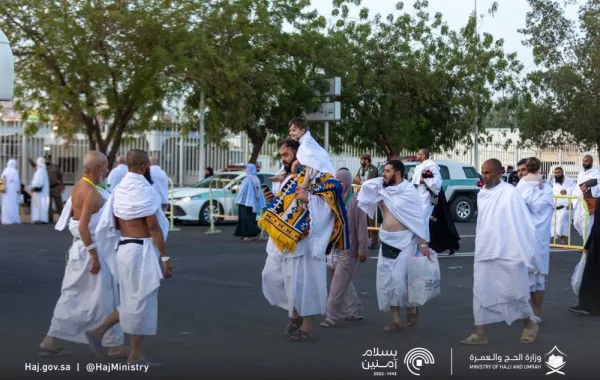 إصدار أكثر من 760 ألف تأشيرة حج إلكترونية لحجاج الخارج لعام 1443هـ - الصورة من حساب وزارة الحج والعمرة