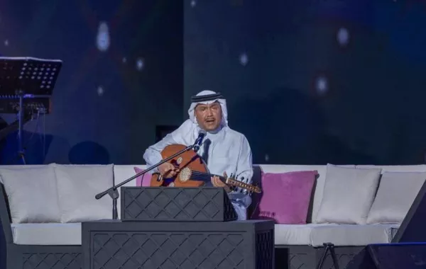 محمد عبده - صورة من حساب روتانا على تويتر