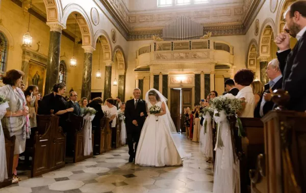 الأردن على موعد مع 300 حفل زفاف في يوم واحد