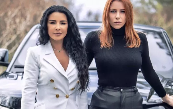 ماغي بوغصن ودانييلا رحمة - صورة من صفحتها على انستغرام 