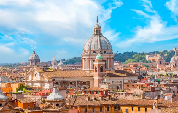 متعة السفر إلى ايطاليا