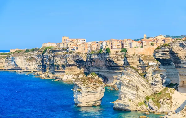 السياحة في كورسيكا  