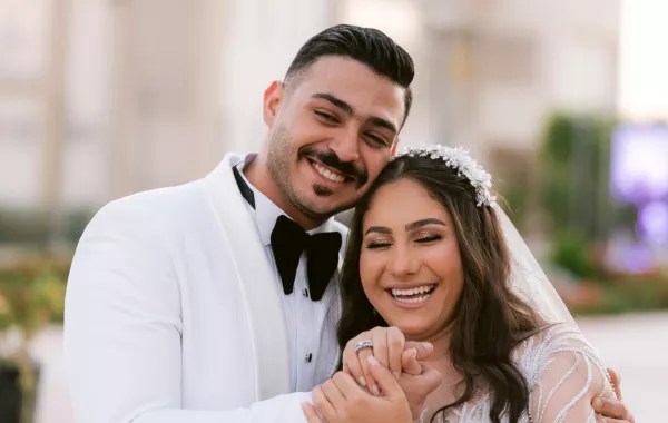 ياسمينا العلواني وزوجها - الصورة من صفحتها الرسمية على الفيس بوك