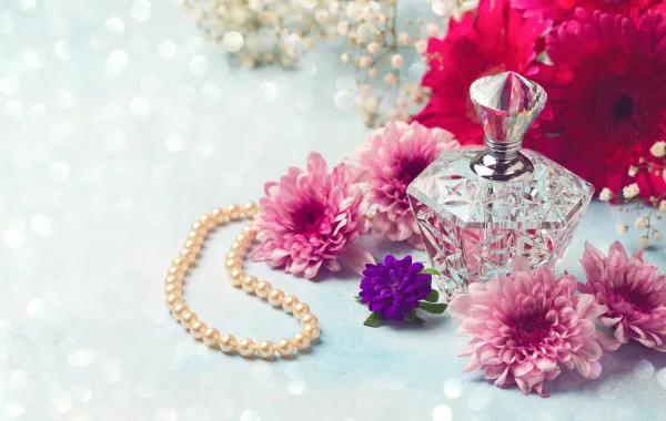 عطورٌ صيفية لعيد الأضحى: اختيارات راقية تعبّر عن أنوثتكِ وثقتك 