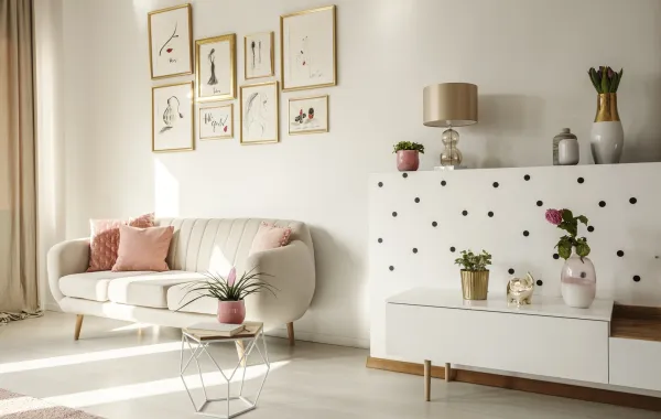 تُضفي لمسةً أنيقةً وراقية.. إليكِ مجموعة من أفكار الديكور ر لتزيين منزلك بطريقة عصرية بنقشة البولكا دوت 