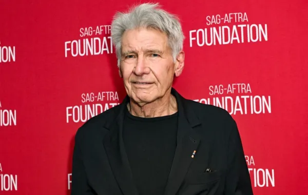 هاريسون فورد في مركز ميريل ستريب في لوس أنجلوس، كاليفورنيا (Harrison Ford at The Meryl Streep Center in Los Angeles, California). مصدر الصورة: Olivia Wong/Getty Images for SAG-AFTRA Foundation/AFP