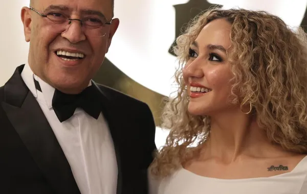 أشرف عبد الباقي وابنته- الصورة من حساب زينة على إنستغرام