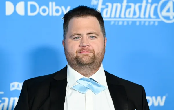 بول والتر هاوزر في لوس أنجلوس (Paul Walter Hauser in Los Angeles). تصوير: Gilbert Flores / Variety via Getty Images