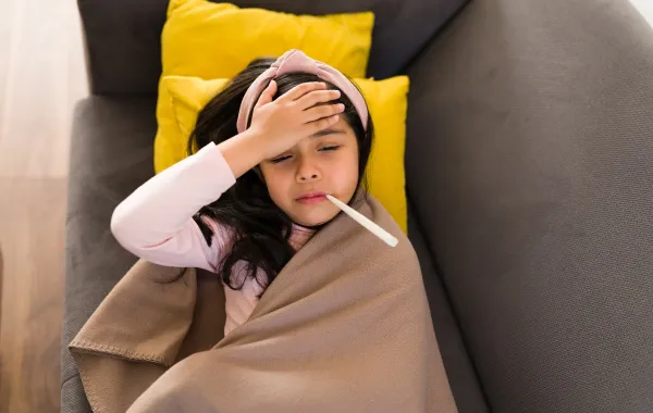 صورة لطفلة مريضة