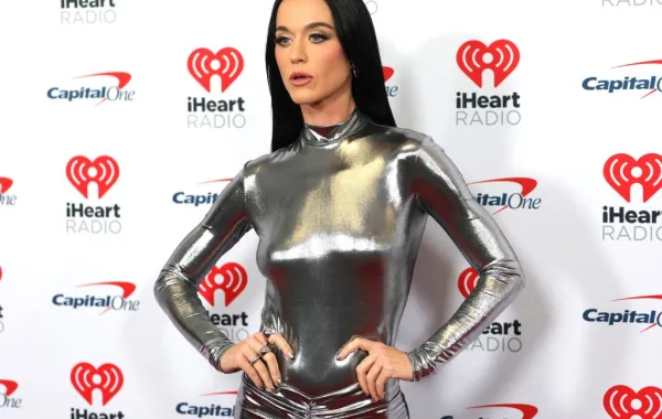 كاتي بيري في حفل Jingle Ball 2024 في مدينة نيويورك (  Katy Perry at Jingle Ball 2024 in New York City). مصدر الصورة: Michael loccisano / GETTY IMAGES NORTH AMERICA / Getty Images via AFP