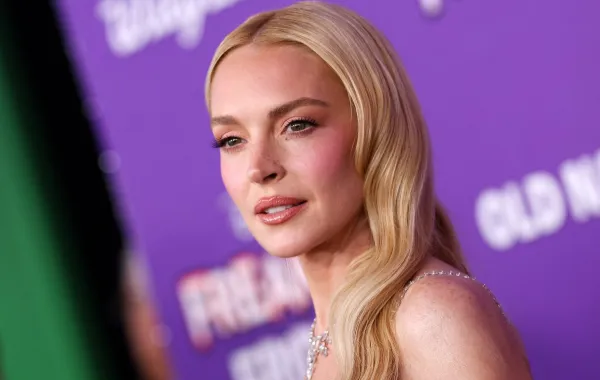 ليندسي لوهان في لوس أنجلوس ( Lindsay Lohan in Los Angeles ). مصدر الصورة:VALERIE MACON / AFP