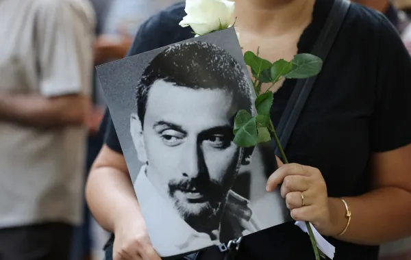 الصورة من تشييغ  الفنان اللبناني زياد الرحباني(مصدر الصورة:(ANWAR AMRO / AFP)