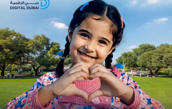  أول أسرة إماراتية افتراضية بالذكاء الاصطناعي - الصورة من مكتب دبي الإعلامي