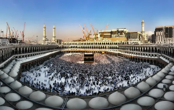 تطبيق نسك بدون إنترنت لتسهيل التجربة على ضيوف الرحمن - الصورة من pexels by shahbaz hussain