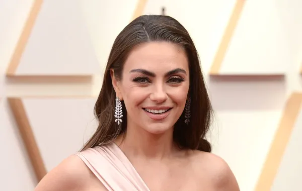 ميلا كونيس Mila Kunis