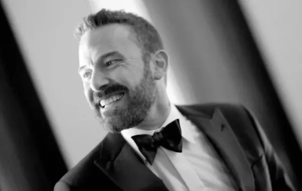 بن أفليك يحضر حفل توزيع جوائز جولدن جلوب السنوي الـ81 في بيفرلي هيلز، كاليفورنيا (Ben Affleck attends the 81st Annual Golden Globe Awards in Beverly Hills, California). مصدر الصورة: Matt Winkelmeyer/Getty Images/AFP